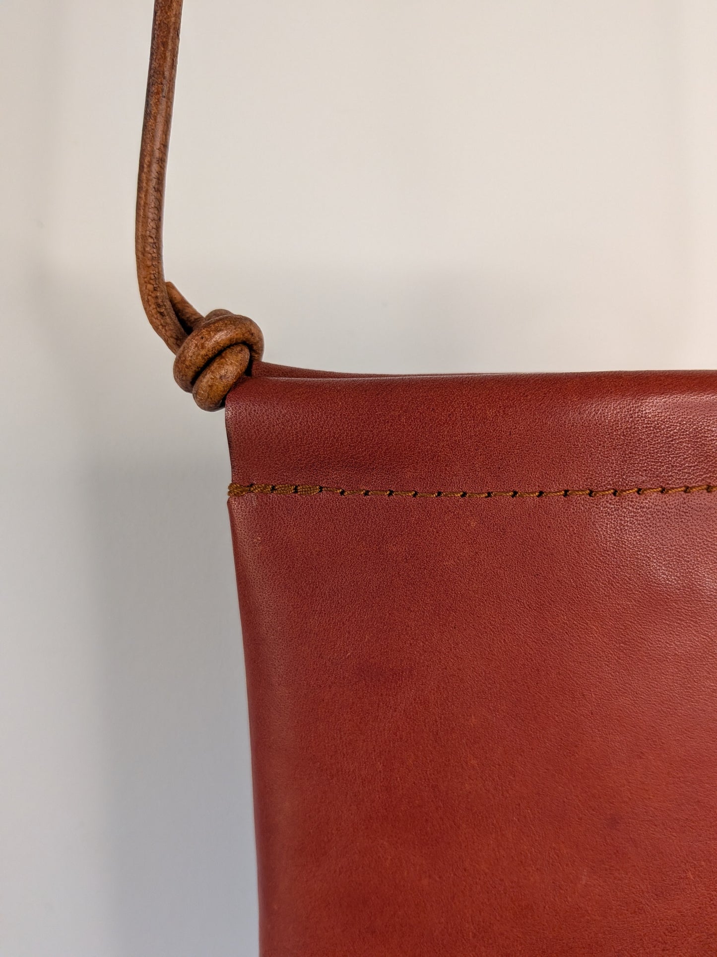 Phone bag - Brandy